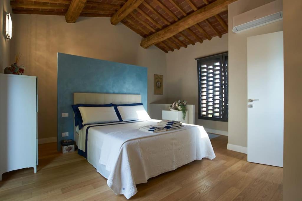 Villa Vestra in Vinci holiday home Esterno foto